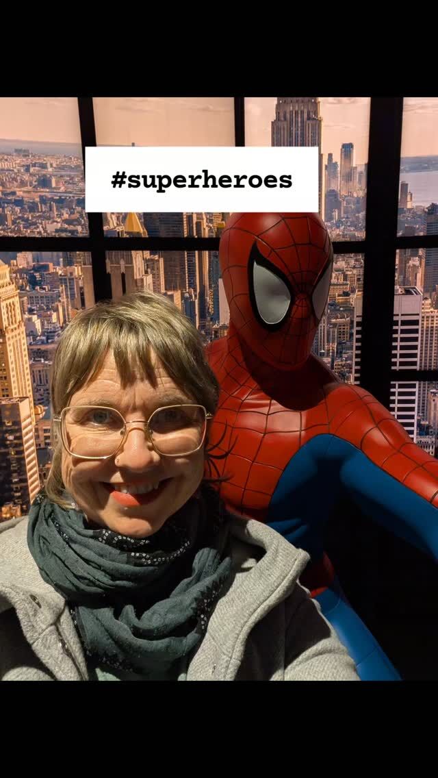 Heute mal ein etwas anderes Vorweihnachtsprogramm: Wir waren mit den Mädels auf der Superheroes-Ausstellung in Speyer. Schön war's! 🦸🏼‍♀️
#superheroes #speyer #marvel #superman #wonderwoman batman catwoman blackpanther venom groot rocketraccoon harleyquinn captainamerica spiderman deadpool wolverine ironman thor  whysoserious