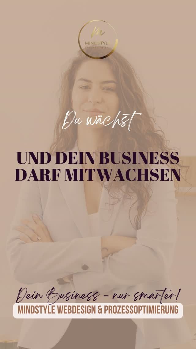 Wann hast Du Deine Website erstellt oder erstellen lassen? 
Erinnere Dich mal kurz zurück, wer Du damals warst, welche Ausstrahlung Du hattest, welchen Selbstwert, welches Standing.

Bist Du das heute noch? Im besten Fall ist es nur mal wieder Zeit, Deine Website-Fotos gegen aktuelle auszutauschen - meistens ist es jedoch so, dass wir einfach wachsen. Wir durchlaufen im Zuge unserer Selbstständigkeit ein Upgrade nach dem anderen. Dein inneres Wachstum findet sich allerdings oft auf Deiner Website gar nicht wieder.

Ich erlebe viele Unternehmerinnen oder Soloselbstständige, die noch immer dieselbe Website haben, wie zu ihrer Gründung. 
Schau Dich mal auf Deiner Seite um - bist Du das noch? Transportiert sie wirklich den Wert Deiner Arbeit und Angebote? Spricht sie noch die richtige Zielgruppe an? Hat sich Dein Angebot weiterentwickelt?

Wenn Du jetzt innerlich 1-2 Mal genickt hast, ist es vielleicht Zeit, dass Deine Website auch mal ein Upgrade bekommt.

Hi, ich bin Sandra – Website-Fee & Prozess-Nerd, damit DU mehr Zeit fürs Wesentliche hast!
Wenn Du Deine Website nicht nur schön, sondern auch smart haben möchtest, nur so semi-gut in Technik bist und Sichtbarkeit, Marketing, Technik und Deine Kunden unter einen Hut bekommen möchtest, ohne durchzudrehen, follow me!
⠀
👉 Hier teile ich meinen Content rund um:
Webdesign • WordPress • Brand Design • Wartung • Funnel • Automatisierung • Webshops • Mitgliederbereiche • KI • Prozessoptimierung • Business Real Talk und wie Du das Meiste aus Deiner Zeit raus holst, ohne an echter Verbindung zu verlieren.
⠀
💬 Lost in Sachen Technik und Du möchtest endlich wieder mehr Zeit haben, bevor Dir Dein Business über den Kopf wächst? Oder Du wünschst Dir einfach eine wertige Website, die die Qualität Deiner Arbeit und Deine Energie spiegelt? Schreib mir „Talk“ in die Kommentare, wenn Du ein kostenfreies Kennenlerngespräch möchtest, um gemeinsam zu schauen, ob wir ein gutes Match für Deinen nächsten Business-Schritt sind.
⠀
#mindstyle #zeitmanagement #businessskalieren #selbstständigefrauen #gründerin #wartung #websitesicherheit #unternehmerin #webdesign #branddesign #funnel #mitgliederbereich #umsatz #sichtbarkeit  #wordpress